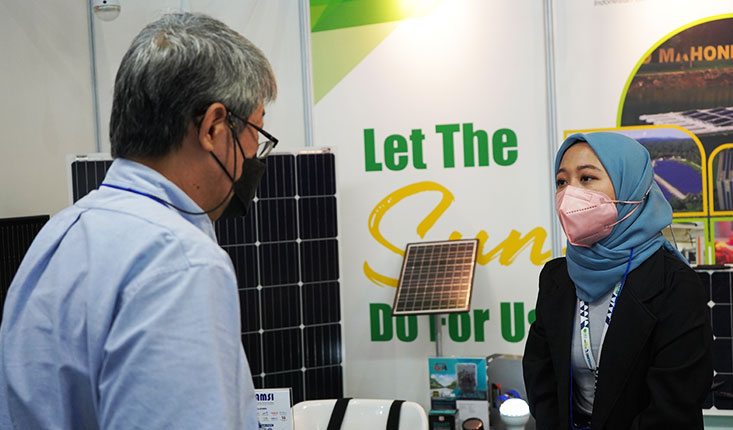 Bersama Len dan APAMSI, PT SEI Ikuti Pameran SOLARTECH Indonesia 2022